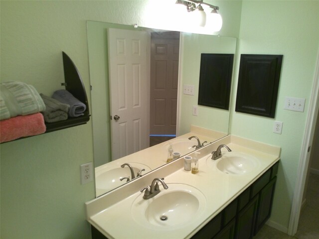 3307 Norma Ln, Pearland, TX 77584 - bathroom with double vanity