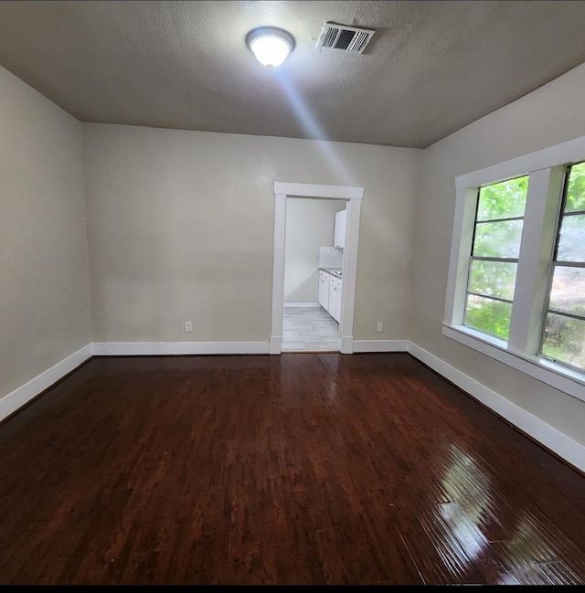 7706 Canal St, Houston, TX 77012 - photo 4