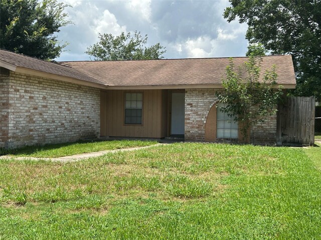 727 Doncrest St, Channelview, TX 77530 - photo 1