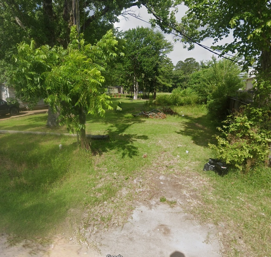 417 N Franklin Ave, Cleveland, TX 77327 - photo 1