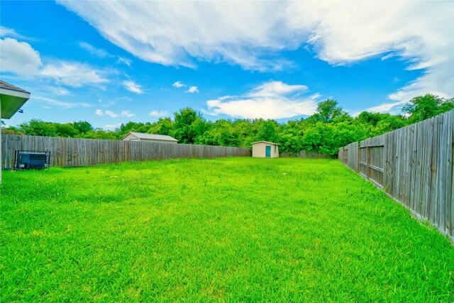 319 Dreamland Ave, Crosby, TX 77532 - photo 27