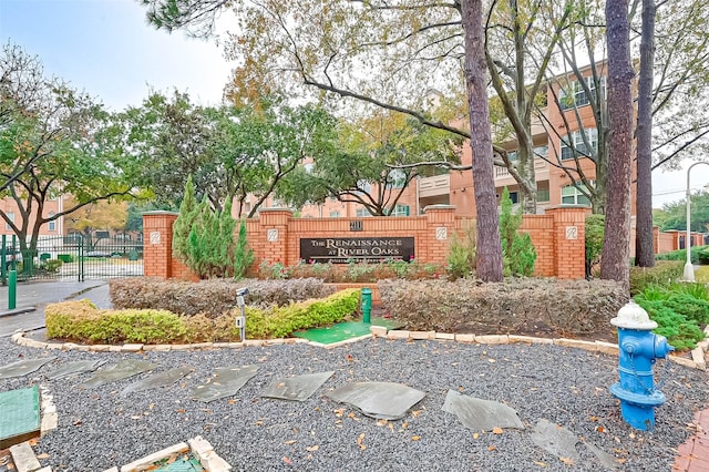 2111 Welch St Unit B117, Houston, TX 77019 - photo 23