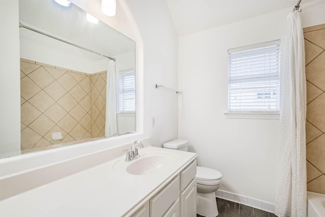 13811 Pepperstone Ln, Houston, TX 77044 - full bath with vanity and shower / tub combo with curtain