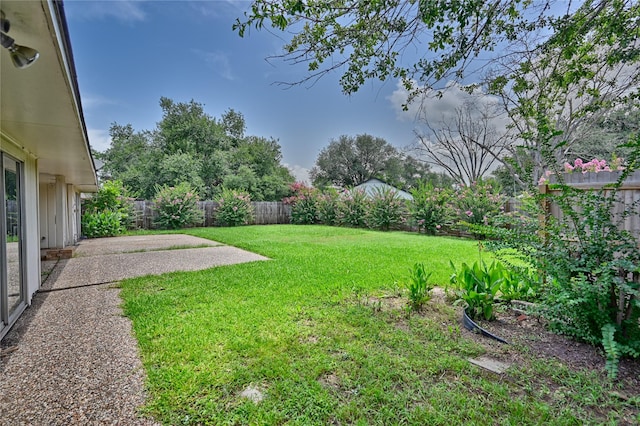 687 Bending Oaks Dr, Bellville, TX 77418 - photo 25