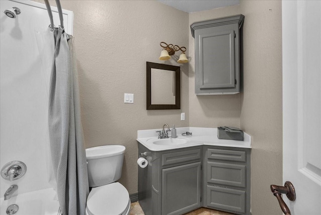 1273 County Road 201a, Angleton, TX 77515 - bathroom featuring vanity, shower / bath combo, and a textured wall