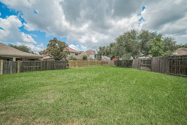 12005 Green Falls Dr, Pearland, TX 77584 - view of fenced backyard