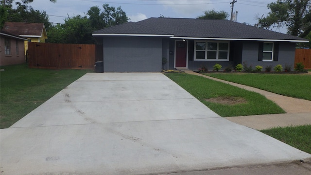 232 Birch St, Lake Jackson, TX 77566 - single story home with driveway and brick siding