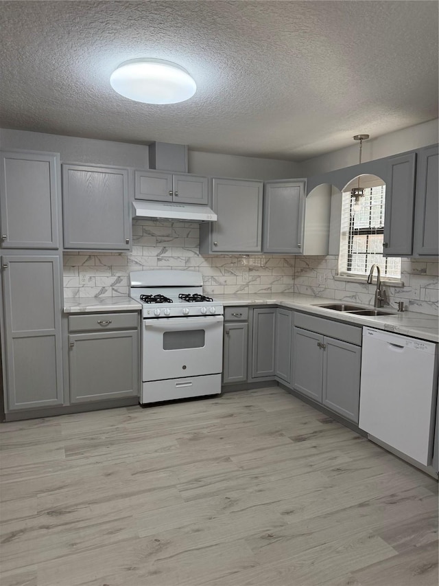 206 N Orange St, Sweeny, TX 77480 - photo 5