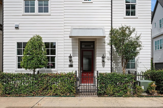 1217 Timbergrove Acres St, Houston, TX 77008 - entrance to property
