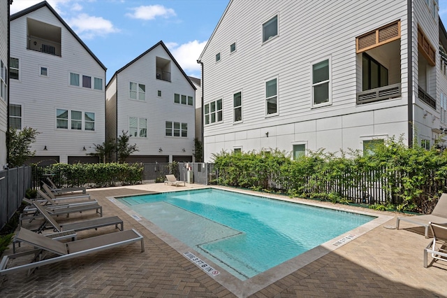 1217 Timbergrove Acres St, Houston, TX 77008 - community pool with a patio area