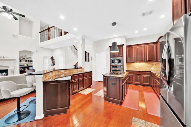 82 S Winsome Path Cir, The Woodlands, TX 77382