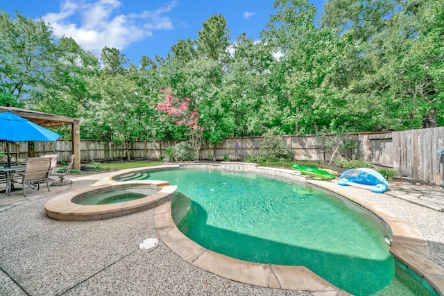 82 S Winsome Path Cir, The Woodlands, TX 77382