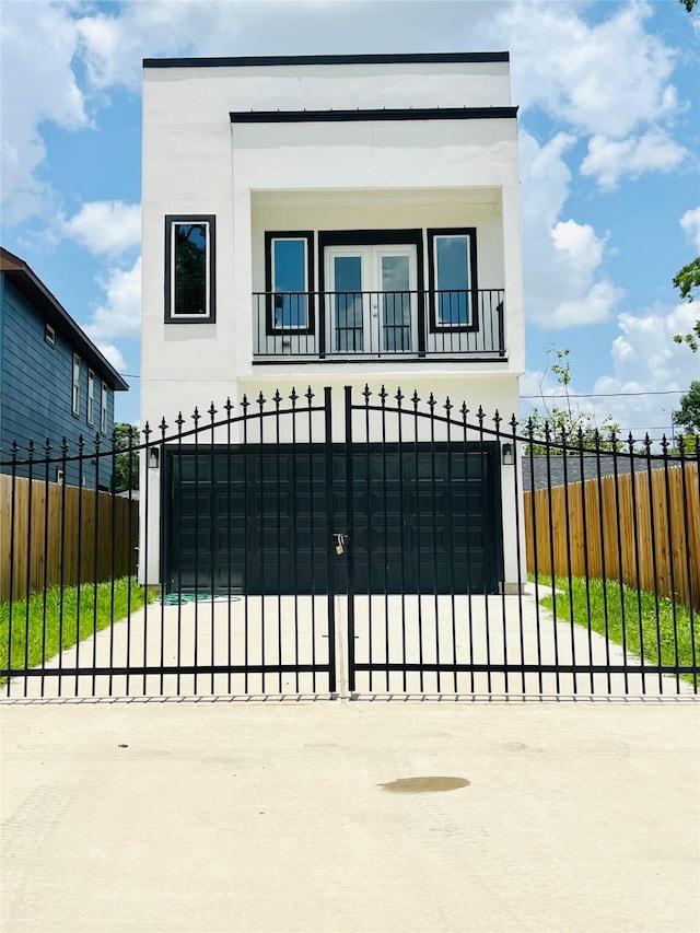153 Treasure Dr, Houston, TX 77076 - gate featuring a fenced front yard