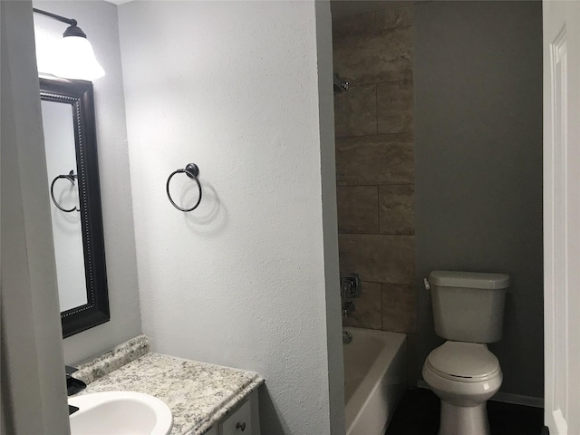 5625 Antoine Dr Unit 903, Houston, TX 77091 - bathroom with vanity and bathtub / shower combination