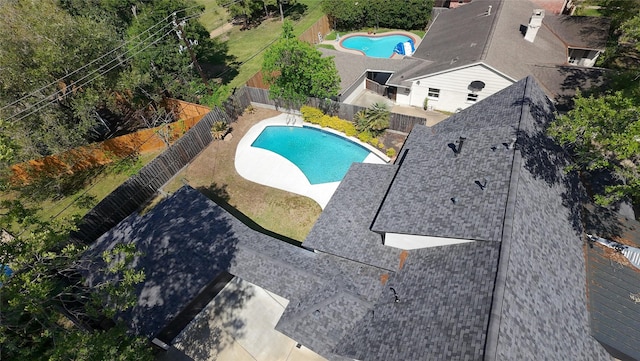 7710 Meadowvale Dr, Houston, TX 77063 - view of swimming pool featuring a fenced backyard