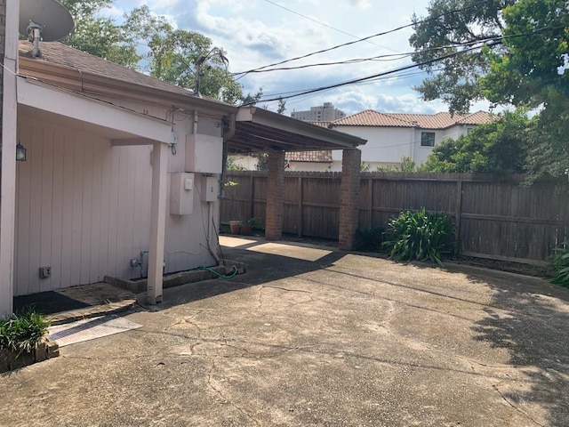 5610 Woodway Dr, Houston, TX 77056 - view of patio