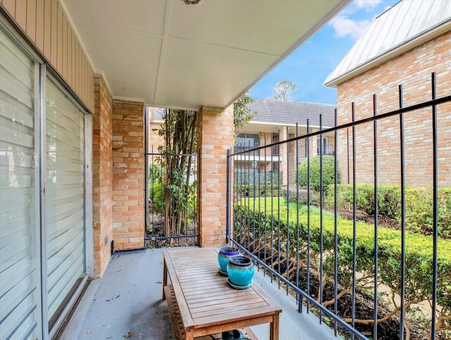 2230 S Piney Point Rd Unit 125, Houston, TX 77063 - view of balcony