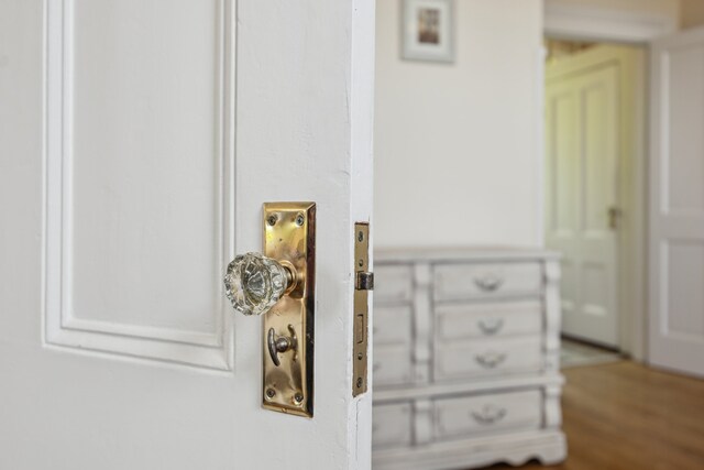 607 11th St, Galveston, TX 77550 - detailed view of wood finished floors