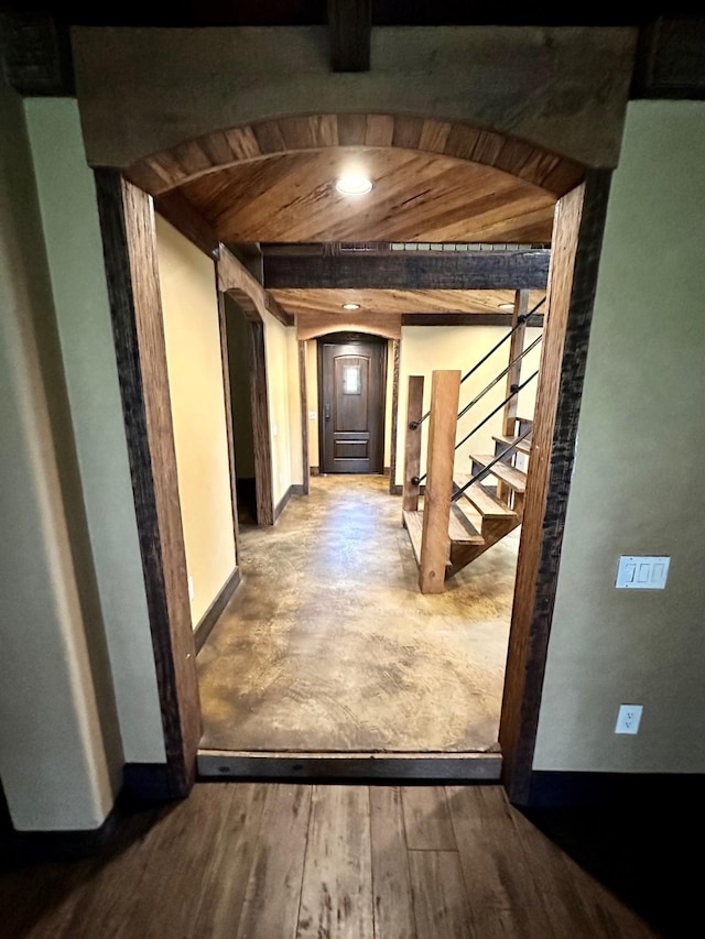 4842 Green Trail Dr, Houston, TX 77084 - corridor featuring stairway, arched walkways, and beamed ceiling