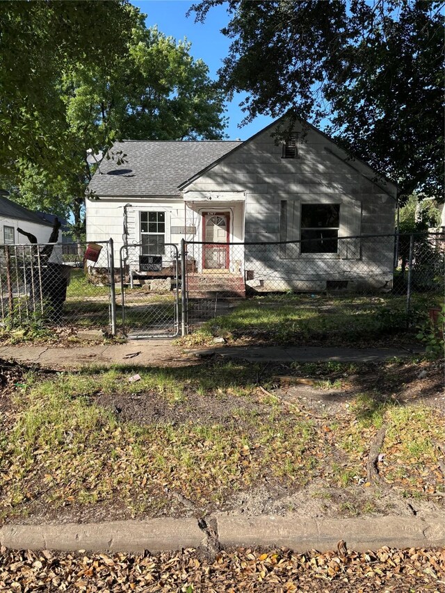 5317 Pease St, Houston, TX 77023 - photo 1
