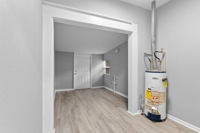 317 11th Ave N, Texas City, TX 77590 - utility room with water heater