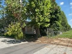 1605 Malvern St, Houston, TX 77009 - view of road