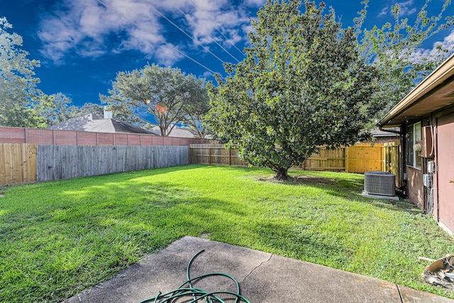 3822 Quiet Place Dr, Houston, TX 77082 - view of fenced backyard