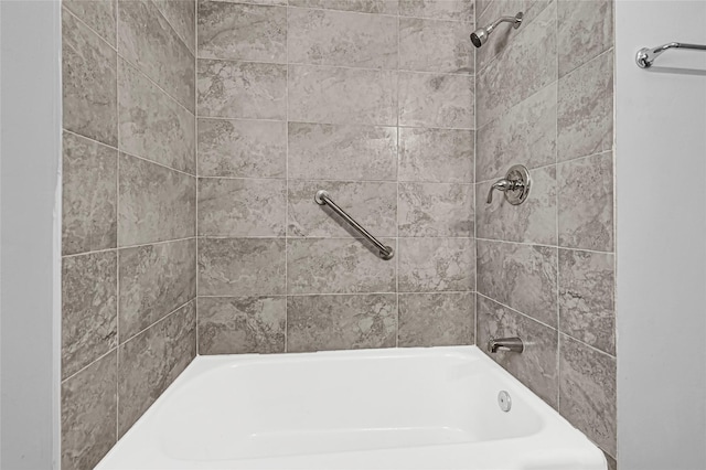 13915 Nitida St, Houston, TX 77045 - bathroom featuring shower / bath combination