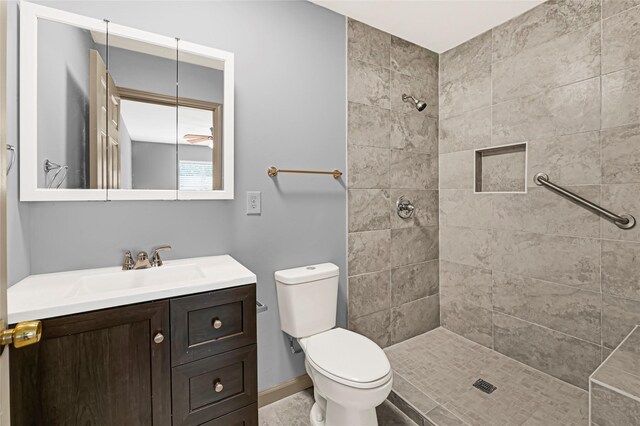 13915 Nitida St, Houston, TX 77045 - bathroom with tiled shower and vanity