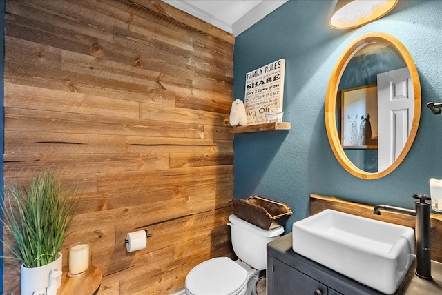 6907 Autumn Rain Ln, Spring, TX 77379 - half bath with toilet and vanity