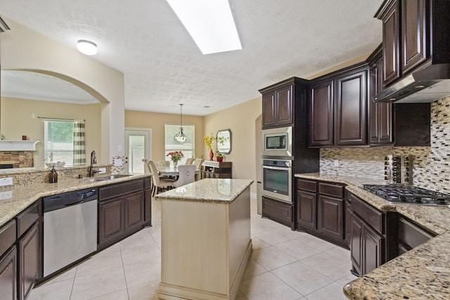 18407 Crooked Oak Way, Spring, TX 77379 - photo 16