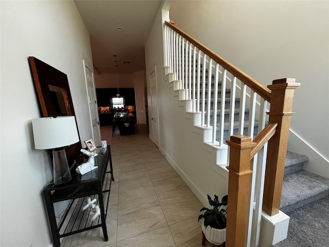 9737 Fabiola Dr, Houston, TX 77075 - view of stairway