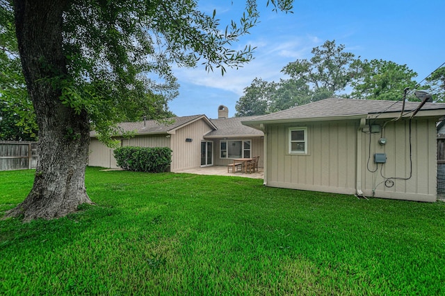 2535 Rosefield Dr, Houston, TX 77080 - back of property with a patio
