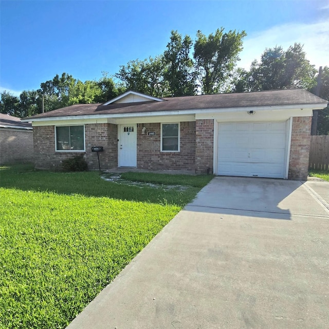 1805 N 5th St, Baytown, TX 77520 - photo 2