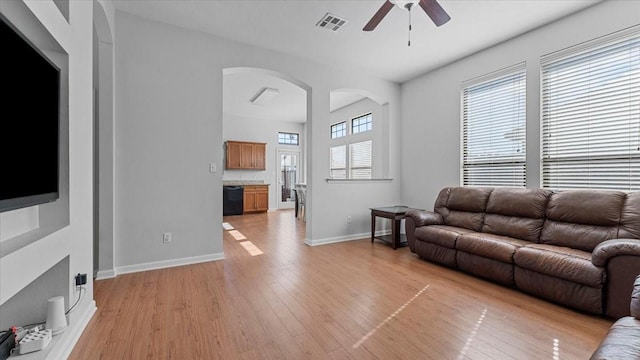 110 Enfield Ct, Huntsville, TX 77320 - photo 4