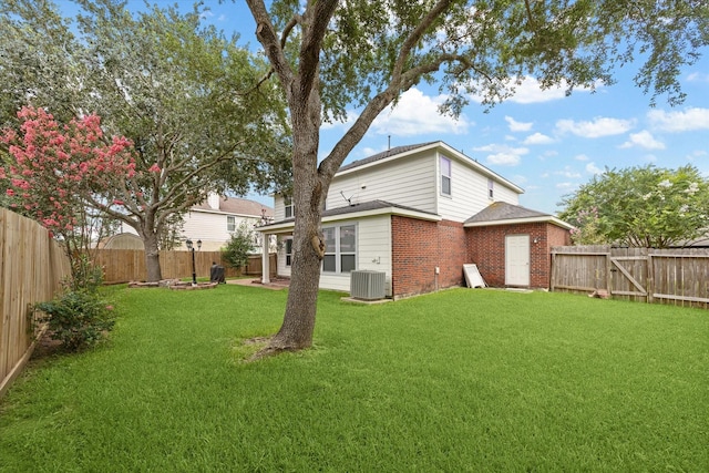 4206 Brazos Bend Dr, Pearland, TX 77584 - view of fenced backyard
