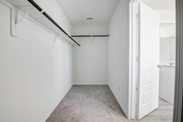 22351 Auburn Cabin Ln, Porter, TX 77365 - spacious closet with light carpet