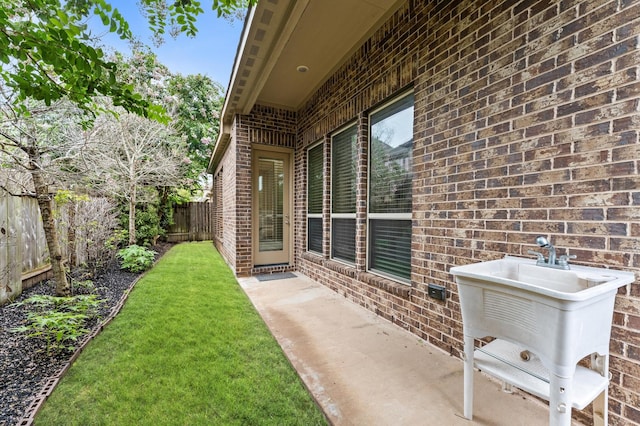 13207 Parkway Meadows Dr, Houston, TX 77077 - view of patio