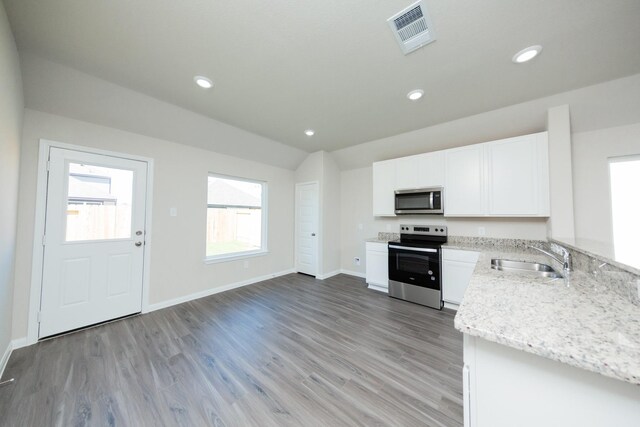 8114 Vanilla Orchid Dr, Houston, TX 77016 - photo 5