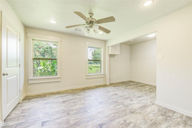 37 Wildwood Lake Dr, Huntsville, TX 77340 - photo 23