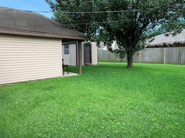 2709 8th Ave N, Texas City, TX 77590 - view of yard