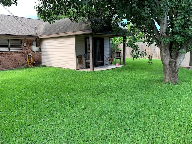 2709 8th Ave N, Texas City, TX 77590 - view of yard
