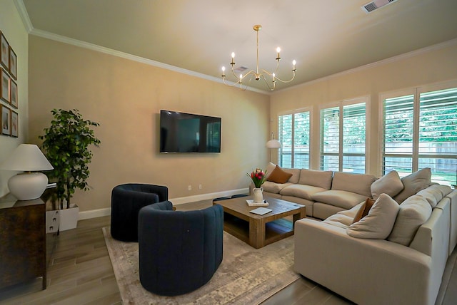 13114 Sierra National Dr, Humble, TX 77346 - living area featuring plenty of natural light, light wood-style floors, a chandelier, and crown molding