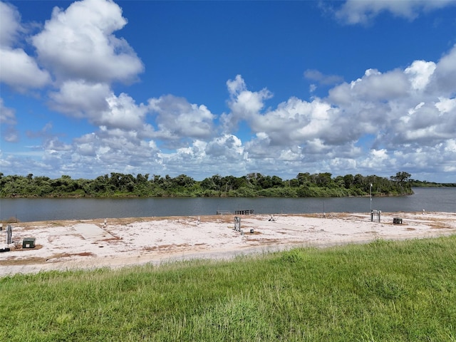 1959 Fisher St, Matagorda, TX 77457 - photo 2