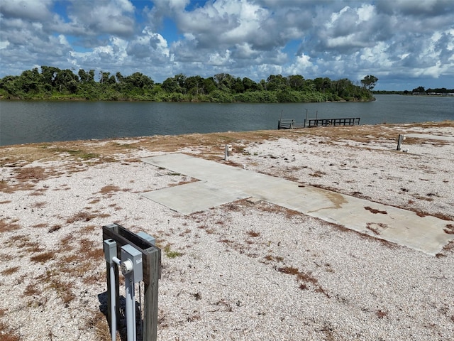 1959 Fisher St, Matagorda, TX 77457 - photo 4