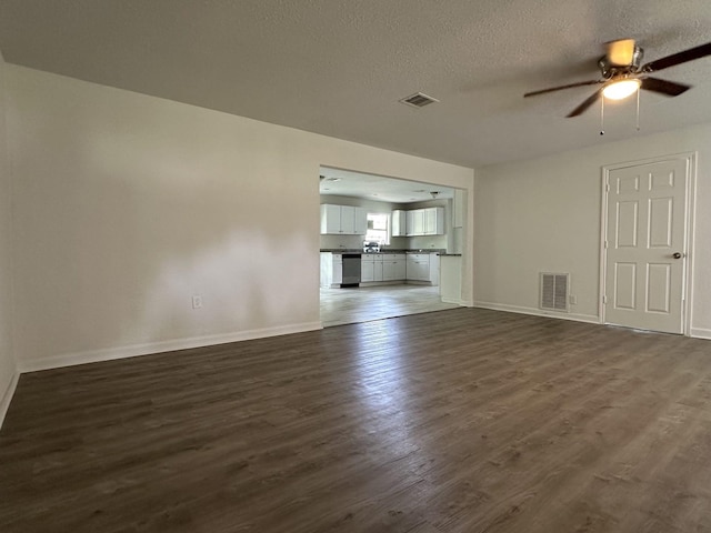 1604 Oaks Dr, Pasadena, TX 77502 - photo 11