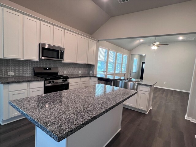 18756 Lucas Michael Way, New Caney, TX 77357 - photo 5