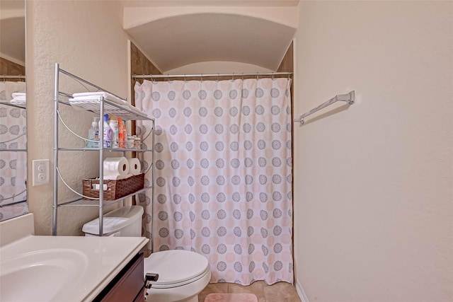 3306 Coopers Ridge Way, Houston, TX 77084 - full bath featuring vanity, a textured wall, and curtained shower
