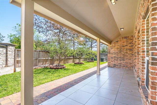 15218 Zenith Glen Ln, Cypress, TX 77429 - fenced backyard featuring a patio