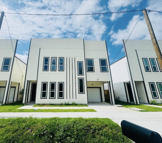 8128 Penrod St, Houston, TX 77028 - photo 1